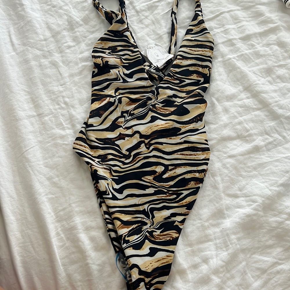 Skatie Zoey one piece